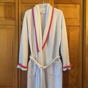 Victoria’s Secret Bathrobe!
